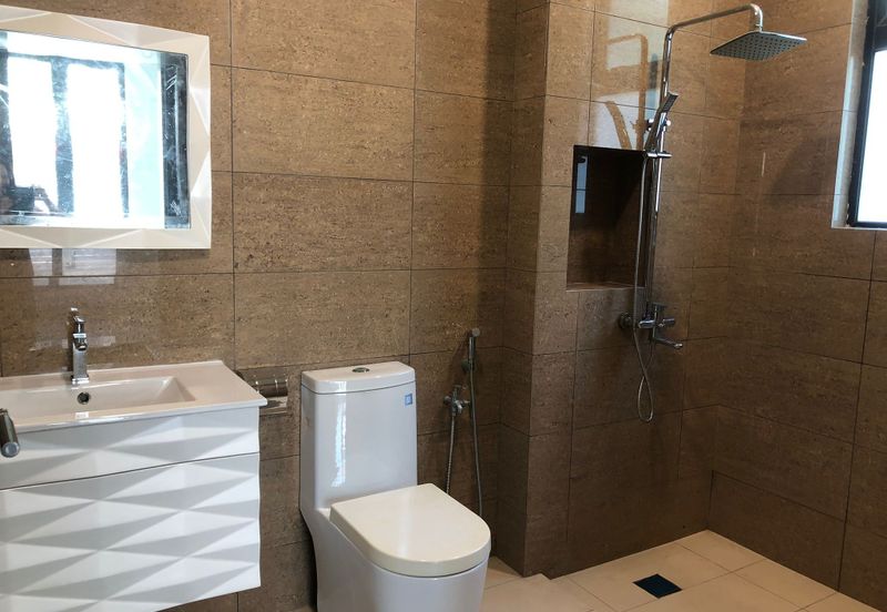 Subang Heights Bungalow For Sale