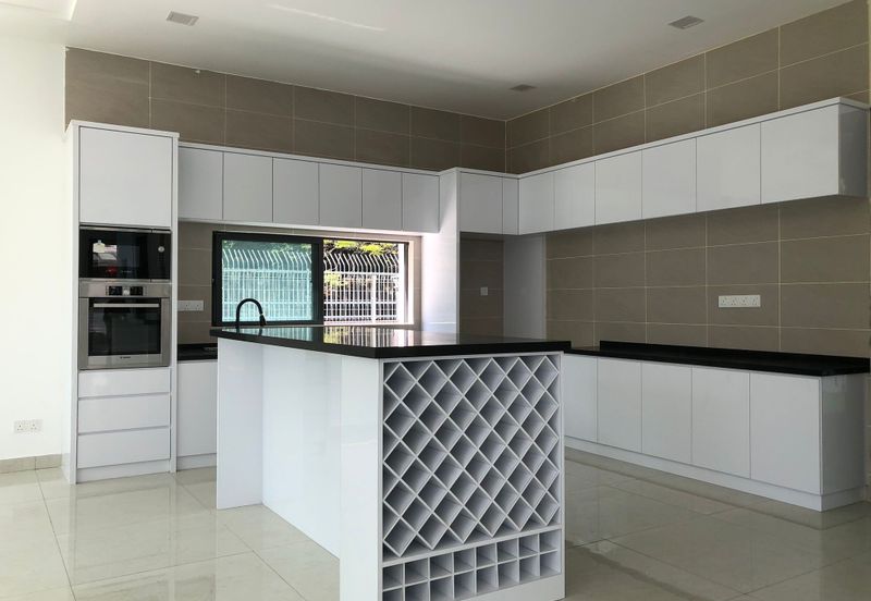 Subang Heights Bungalow For Sale