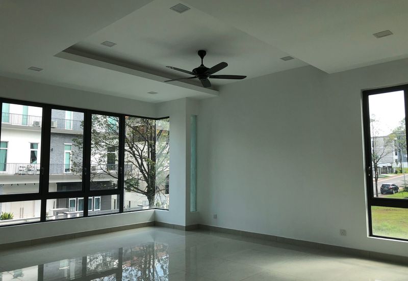 Subang Heights Bungalow For Sale