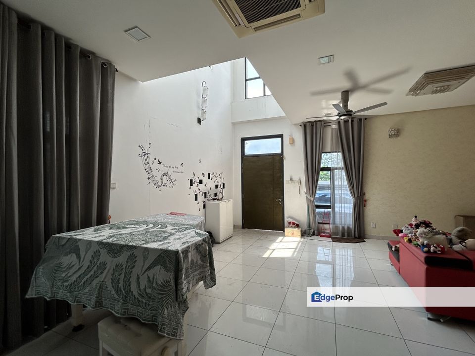 Semi-D house for Sale, Selangor, USJ