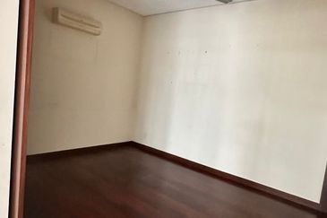 Short drive Subang Parade, Sunway University