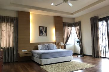 Subang Heights Bungalow For Sale