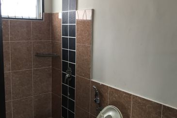 Subang Heights Bungalow For Sale