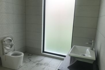 Subang Heights Bungalow For Sale