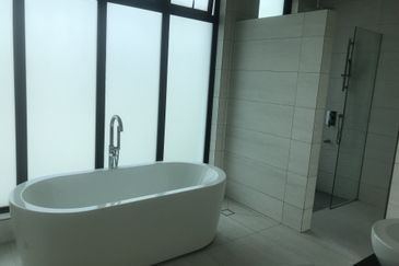 Subang Heights Bungalow For Sale