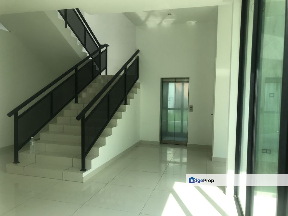 Subang Heights Bungalow For Sale, Selangor, Subang Heights
