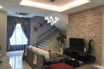 Subang Heights Bungalow For Sale