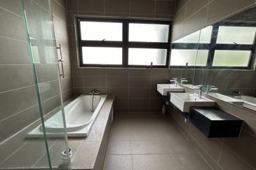 Kingsley Hills @ Putra Heights