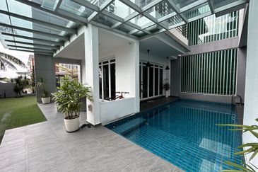 USJ Heights Avalon Bungalow for Sale