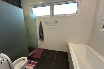 USJ Heights Avalon Bungalow for Sale