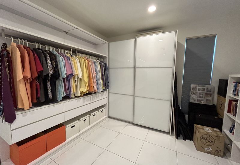 USJ Heights Avalon Bungalow for Sale