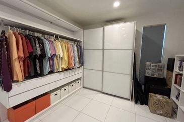 USJ Heights Avalon Bungalow for Sale