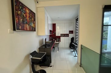 USJ Heights Avalon Bungalow for Sale