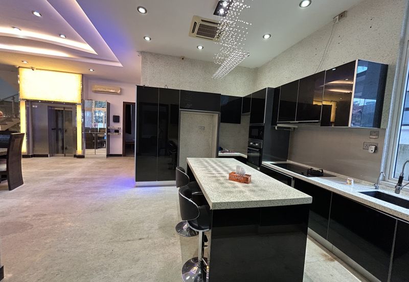 Subang Heights Corner Bungalow for Sale