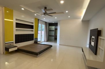 Subang Heights Corner Bungalow for Sale