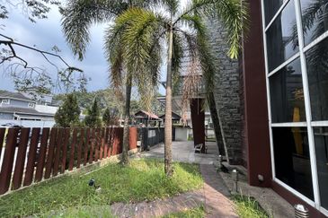 Subang Heights Corner Bungalow for Sale