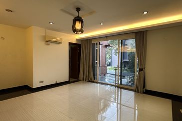 Subang Heights Corner Bungalow for Sale