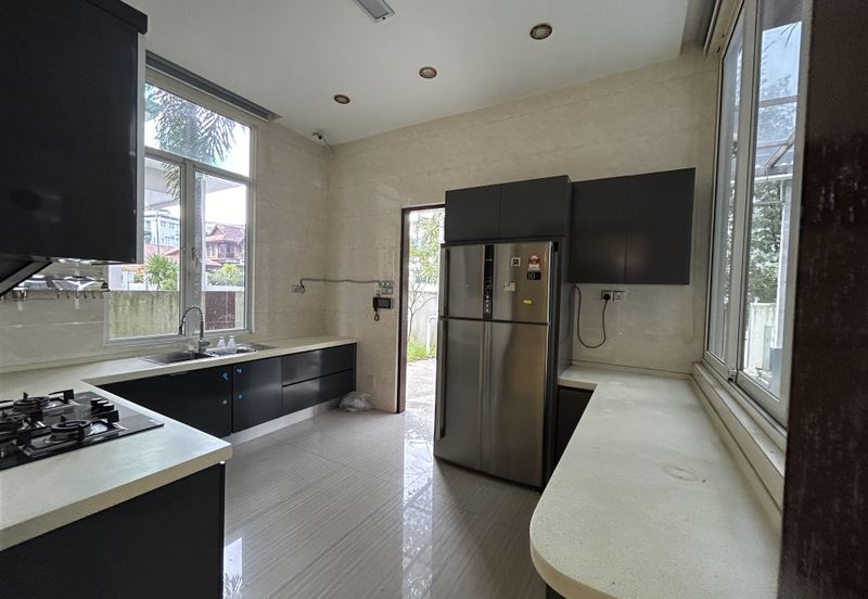 Subang Heights Corner Bungalow for Sale