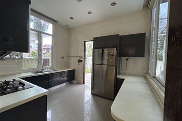 Subang Heights Corner Bungalow for Sale