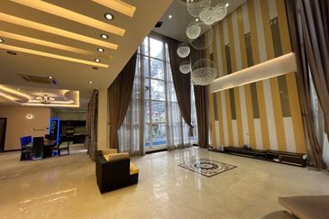 Subang Heights Corner Bungalow for Sale