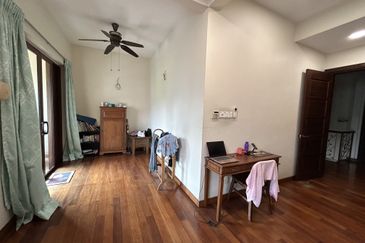 Subang Heights Bungalow For Sale