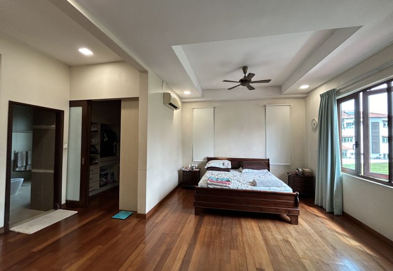 Subang Heights Bungalow For Sale