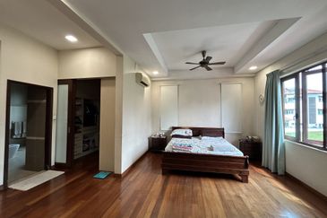 Subang Heights Bungalow For Sale