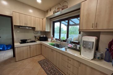 Subang Heights Bungalow For Sale