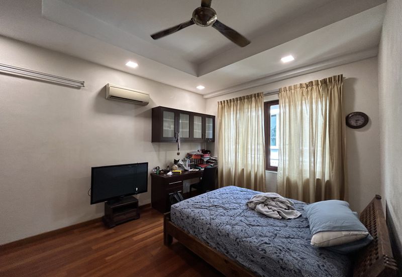 Subang Heights Bungalow For Sale