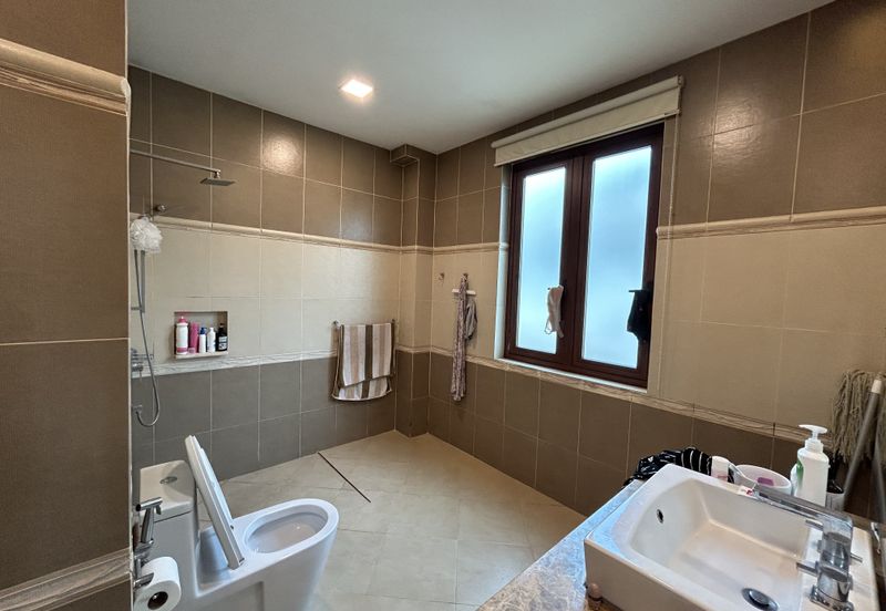 Subang Heights Bungalow For Sale