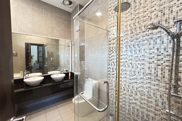 Glenmarie Residences