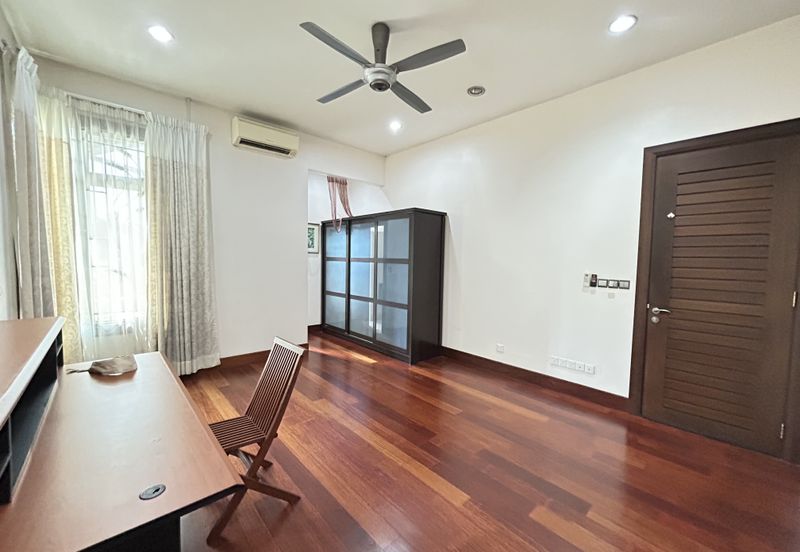 Glenmarie Residences