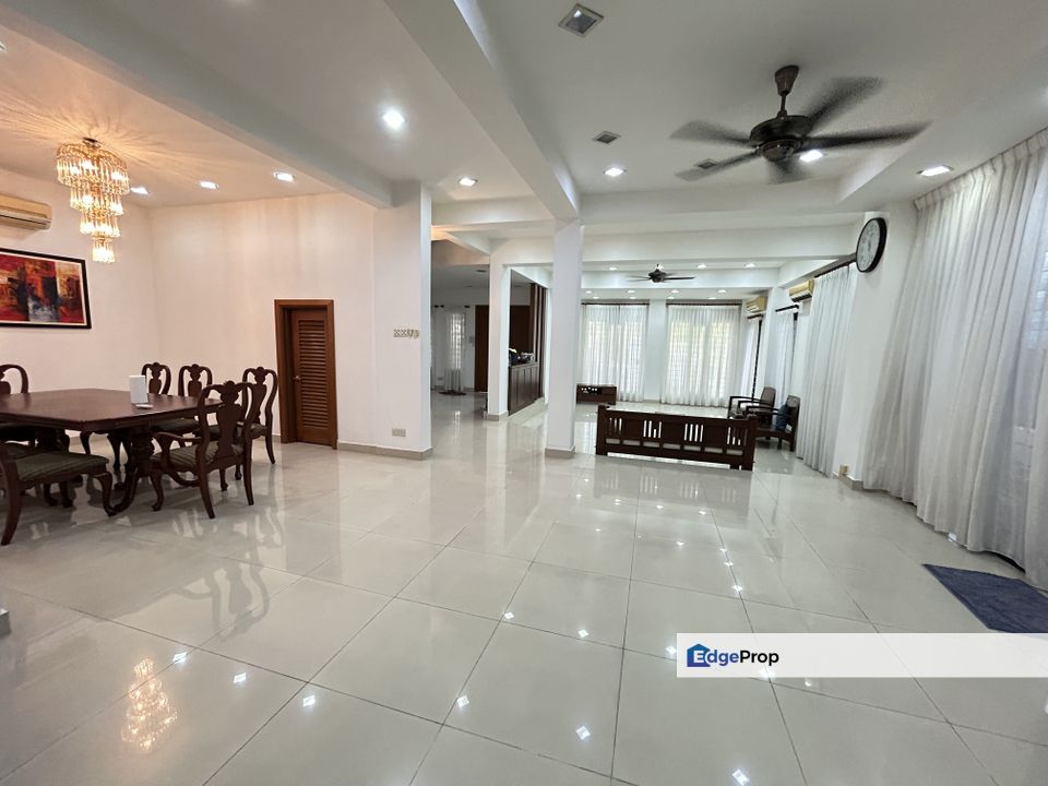 Glenmarie Courts Semi-D, Selangor, Glenmarie