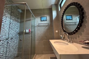 Glenmarie Residences