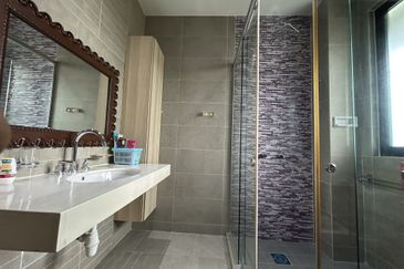 Glenmarie Residences