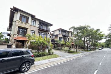 Glenmarie Residences