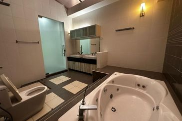 USJ Avenue @ USJ Heights