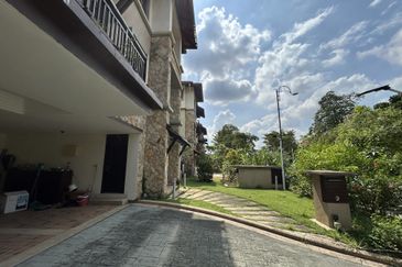 Glenmarie Residences