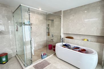 The Residence @ The Glades