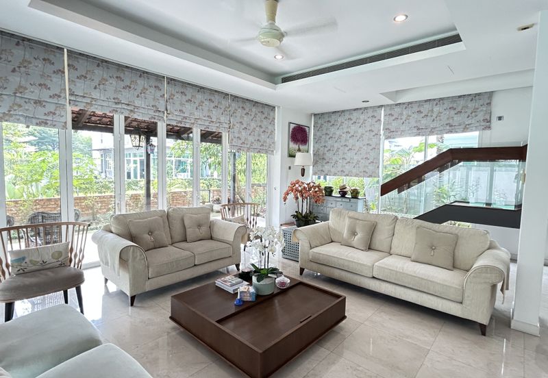 The Residence @ The Glades