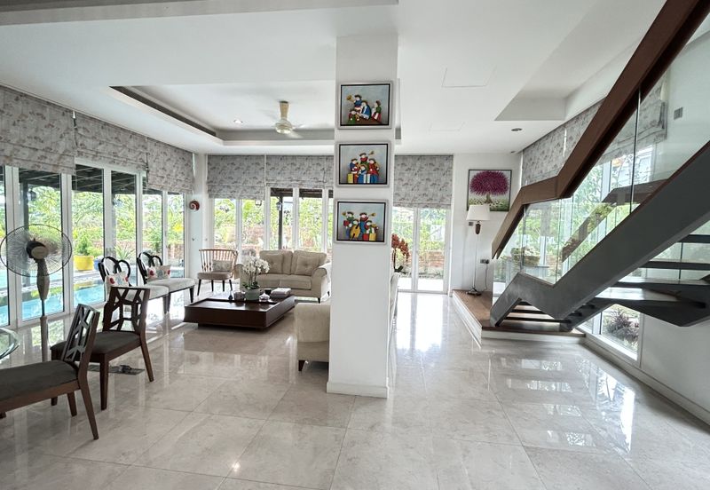 The Residence @ The Glades