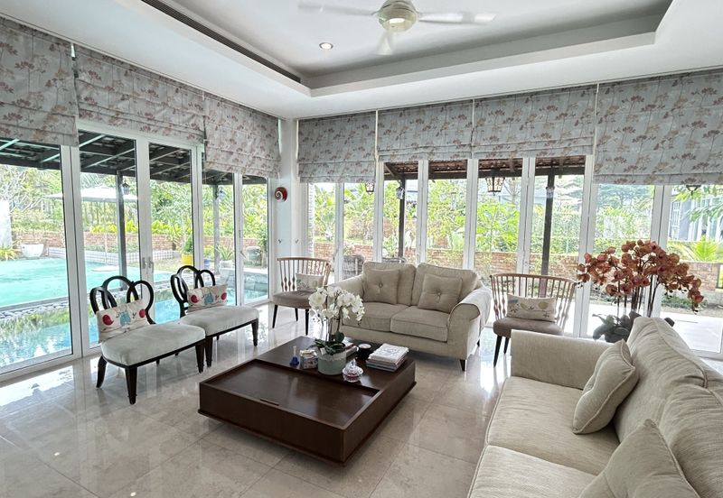 The Residence @ The Glades