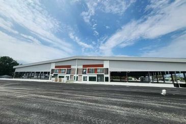 8.5Acres, 1800amps Power Supply, Freehold, Bandar Baru Enstek, Seremban