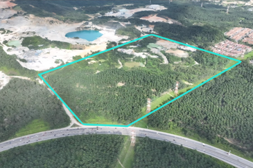 94-Acre Freehold Corner Industrial Land in Kajang – RM30/sqft