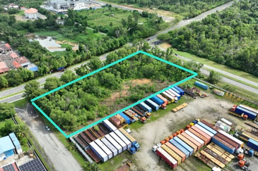 2-Acre Freehold Corner Commercial Land in Semenyih – RM110/sqft