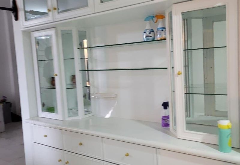 Super low density (6 units per floor) - Lower Floor - Extended Kitchen Area