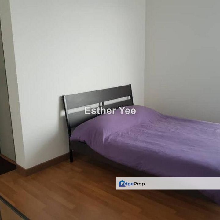 Fully Renovated - MRT LRT Walking Distance - 920 sqft- 3r2b, Kuala Lumpur, Cheras