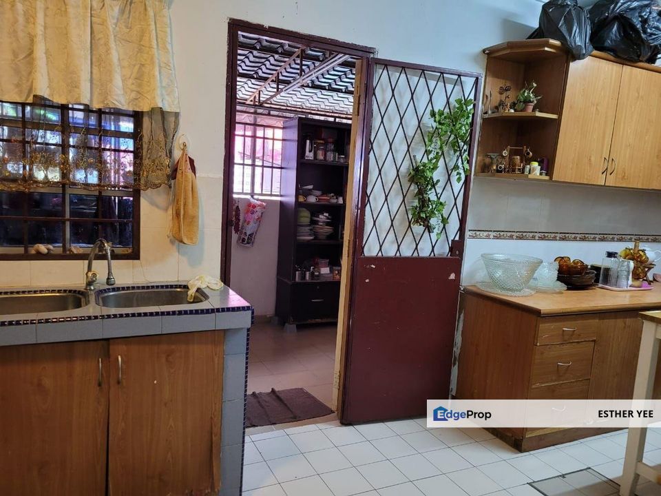 Near Playground 2 Stry Terrace @ Taman Sri Watan, Ampang nearby Taman Halaman/ Taman Kosas/ Taman Dagang Jaya/ Bandar Baru Ampang, Selangor, Ampang