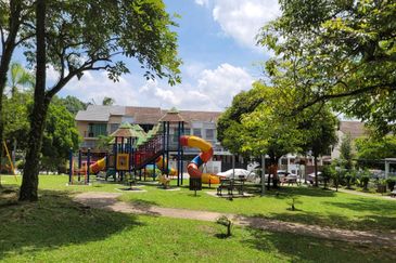 Taman Connaught (Sri Cendekia)