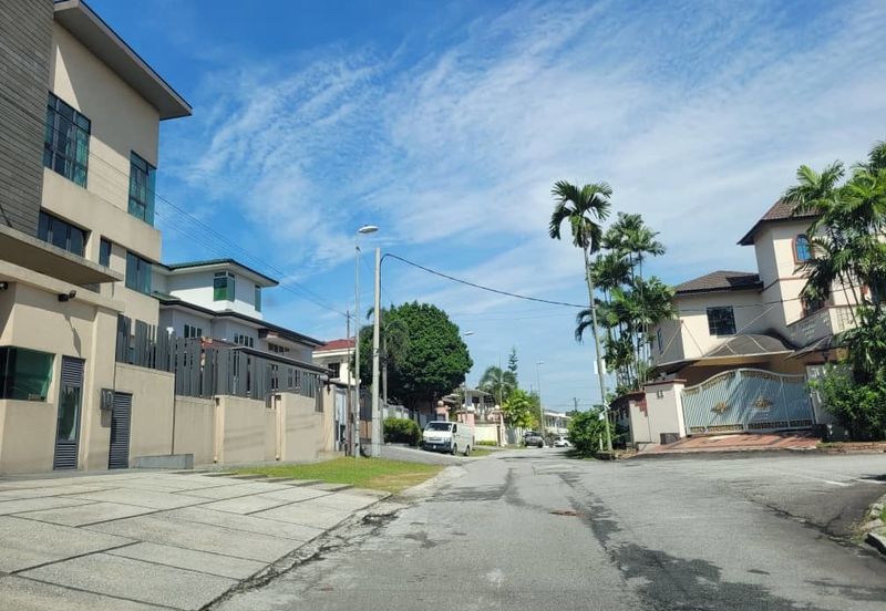 Taman Taynton (Taynton View)